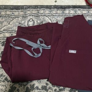 Figs Maroon Scrub Set medium petite high wasted yola pants and medium top